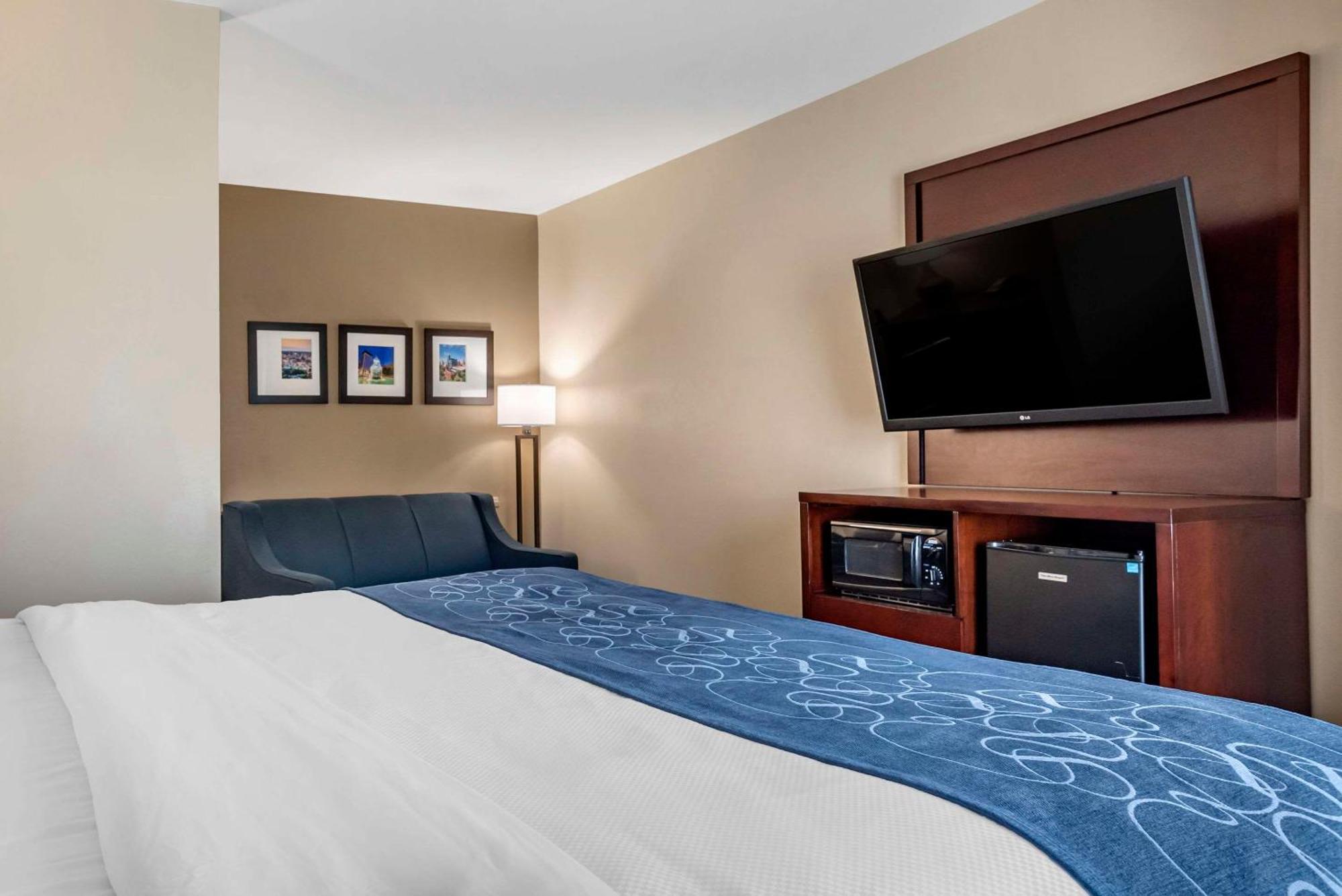 Comfort Suites Pell City I-20 Exit 158 Bagian luar foto